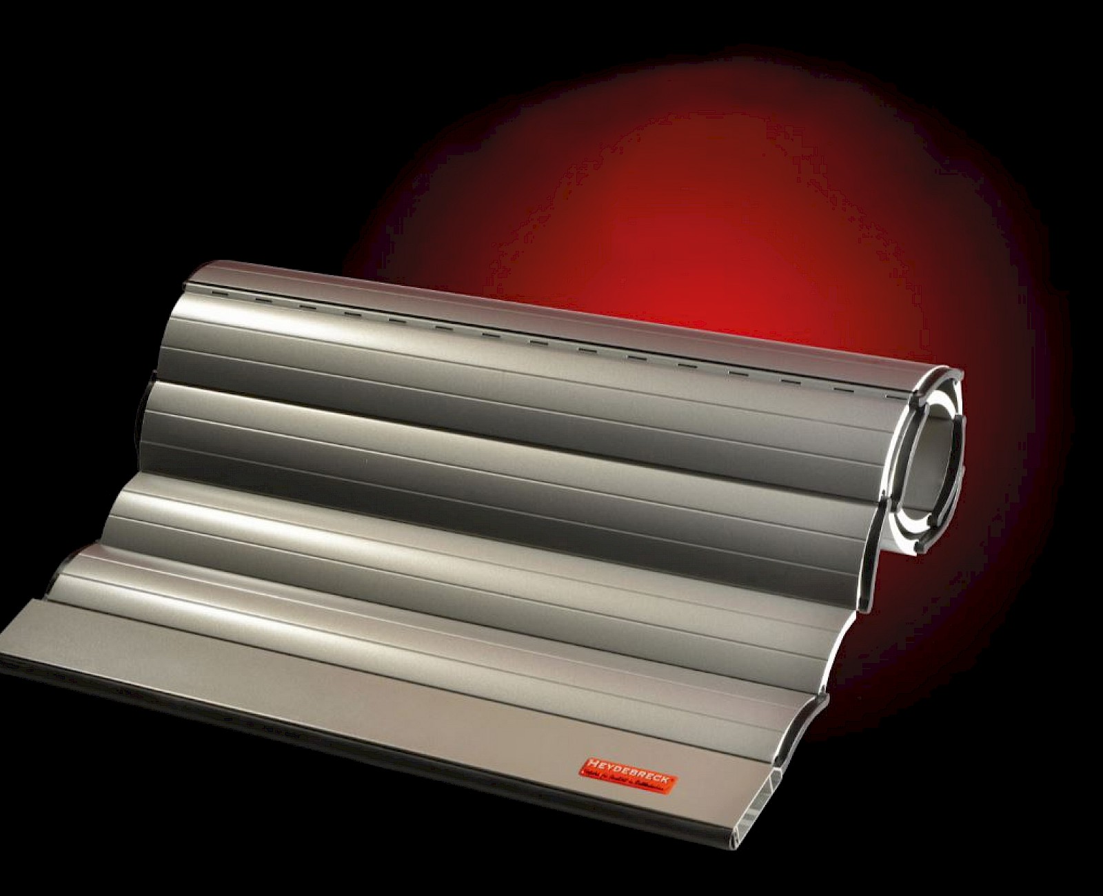 Aluminum rolling shutters with trailing edge in curtain width